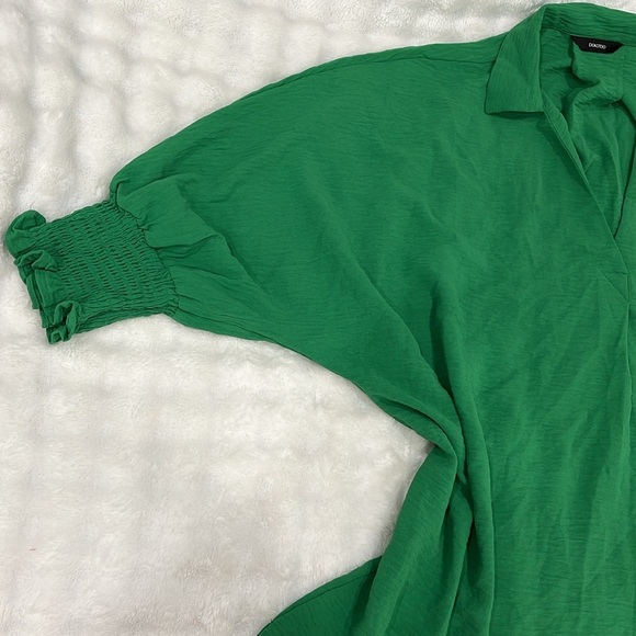 Women's blouse green color 100% polyester - Picture 3 of 3